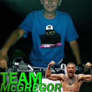 Meet your Posher, Devin